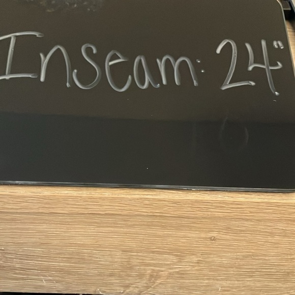 Eddie Bauer: Red Flannel Lined- 100% cotton- Relaxed Jeans- 10 - Picture 16 of 16